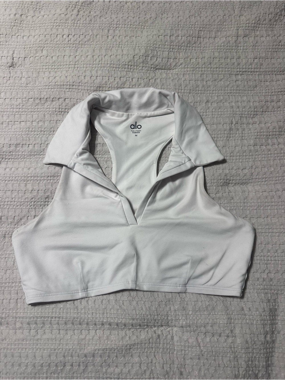 ALO Yoga White Cropped Collar Sports Tank